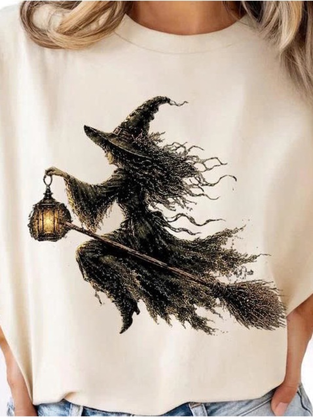 Halloween Witch Lantern Print Tee - Cream